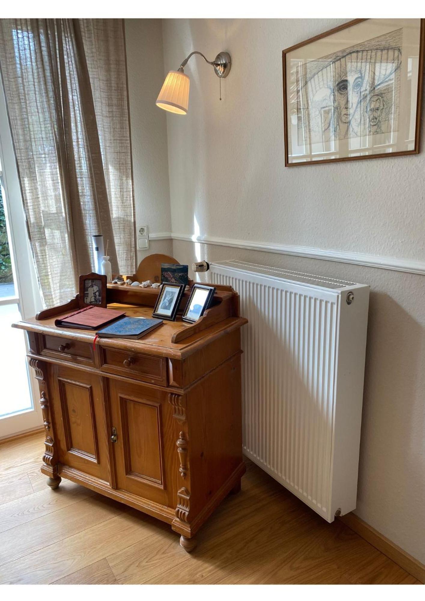 Eine Gemuetliche Ferienwohnung Mit Garten Bad Karlshafen Zewnętrze zdjęcie